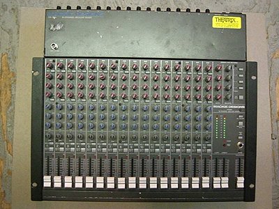 MACKIE CR-1604